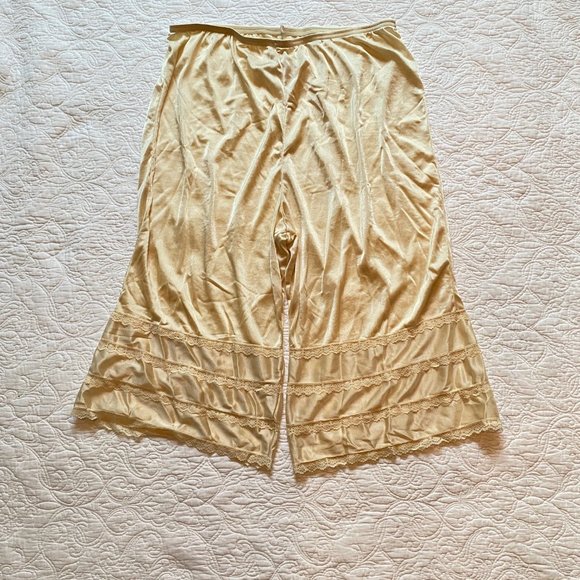 Underscore pettipants snip it length size Large - Picture 2 of 9